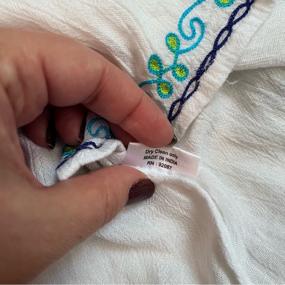 Hemant & Nandita embroidered tassel tie cape top - Picture 9 of 13